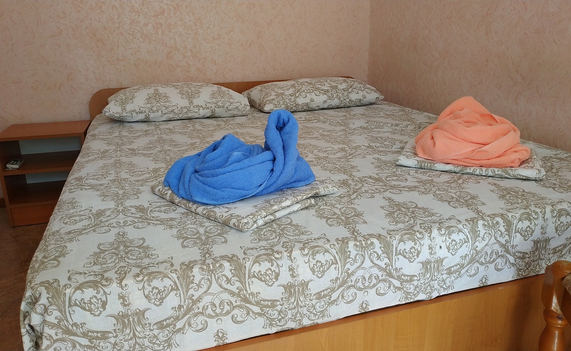 1-местный номер Стандарт с балконом. Гостиница Лагуна. Крым - частный сектор