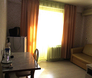 Двухместный двухкомнатный стандарт. Пансионат "Приазовье". 