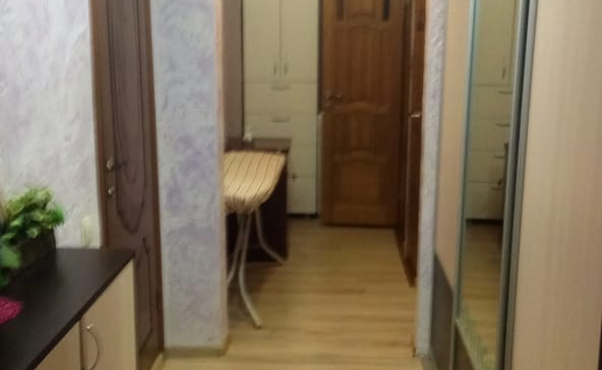 двухкомнатная квартира. Квартира в многоквартирном доме 2-х комнатная квартира у моря. Ейск