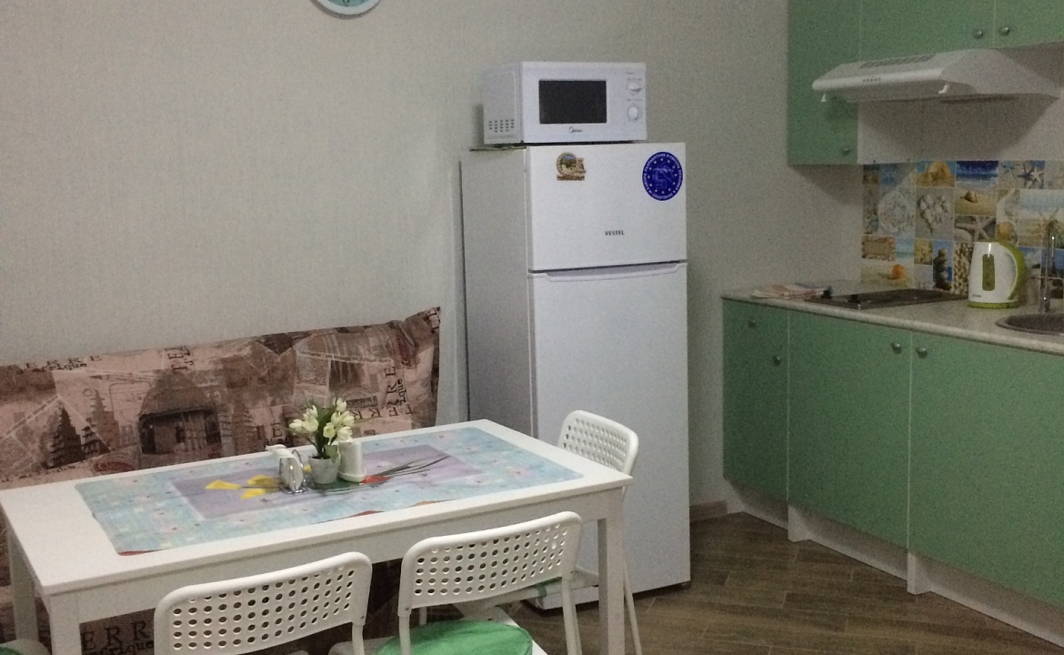 Семейный с кухней . Гостевой дом «Пчела». Ейск