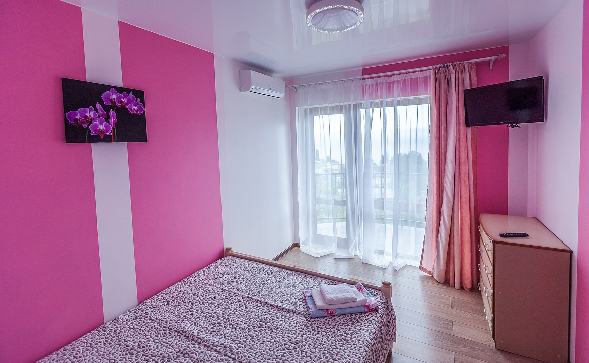 Видовой 3х к. до 6 чел. Гостевой дом Пролетарская 12. Гурзуф