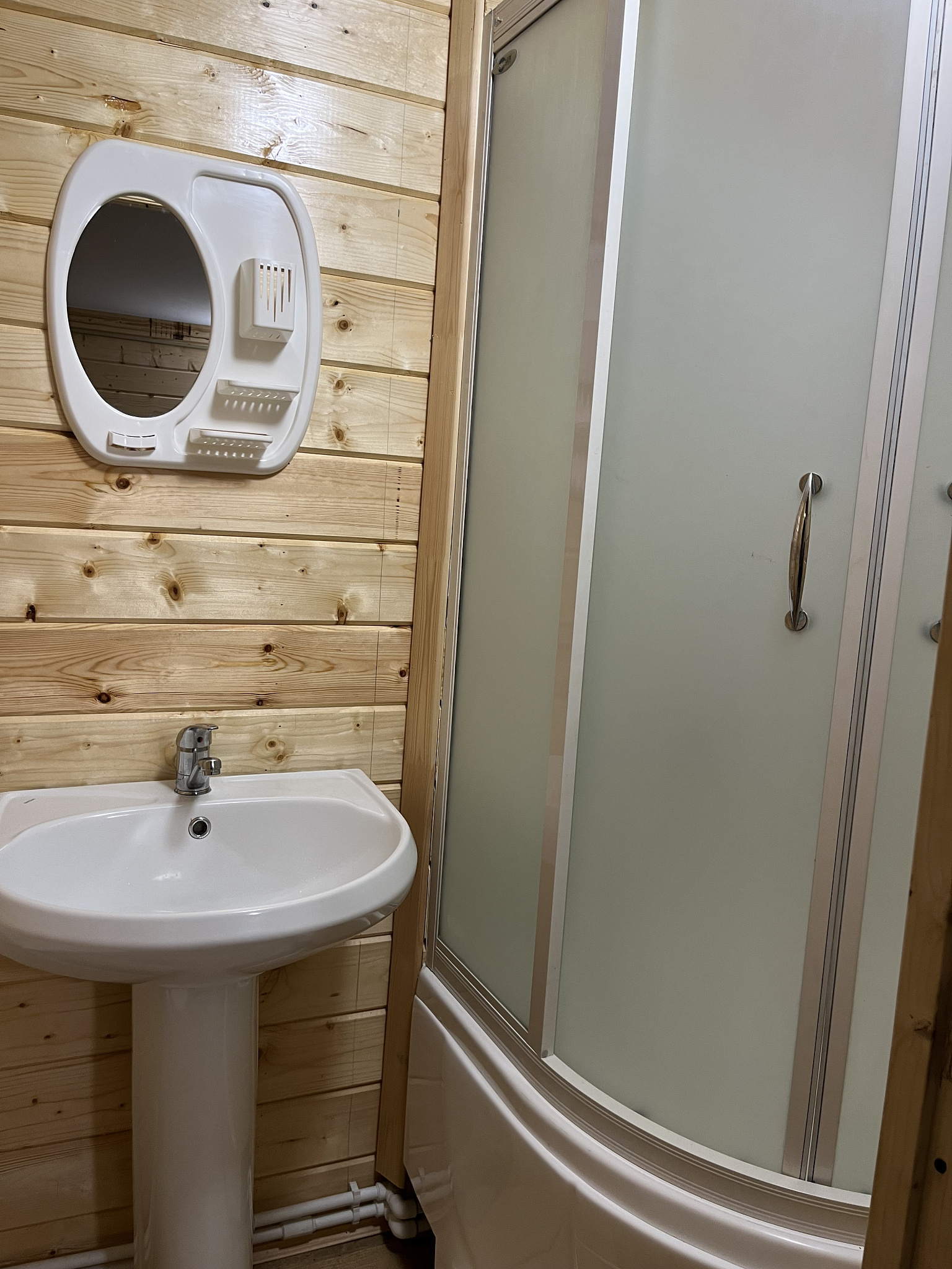 . Дом под ключ База отдыха ЛЮТИК. Курорты Азовского моря