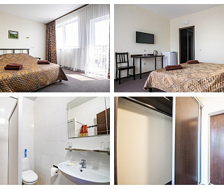 2х-местный номер с балконом и видом во внутренний двор турбазы. База отдыха «ВОЛНА». 