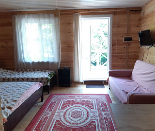 Номер до 5 человек. Частный сектор "Голубая дача" . 