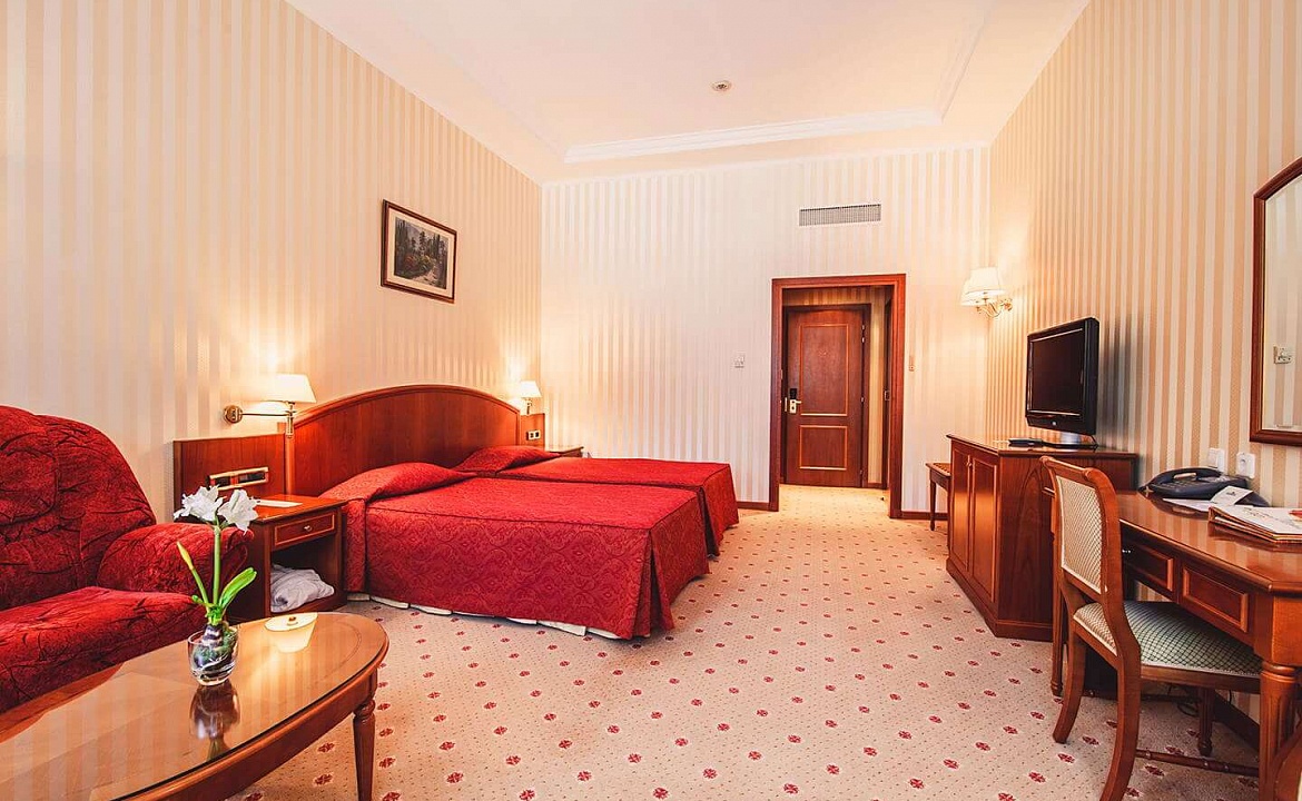 Премьер. Отель «Ореанда» Премьер Отель. Ялта