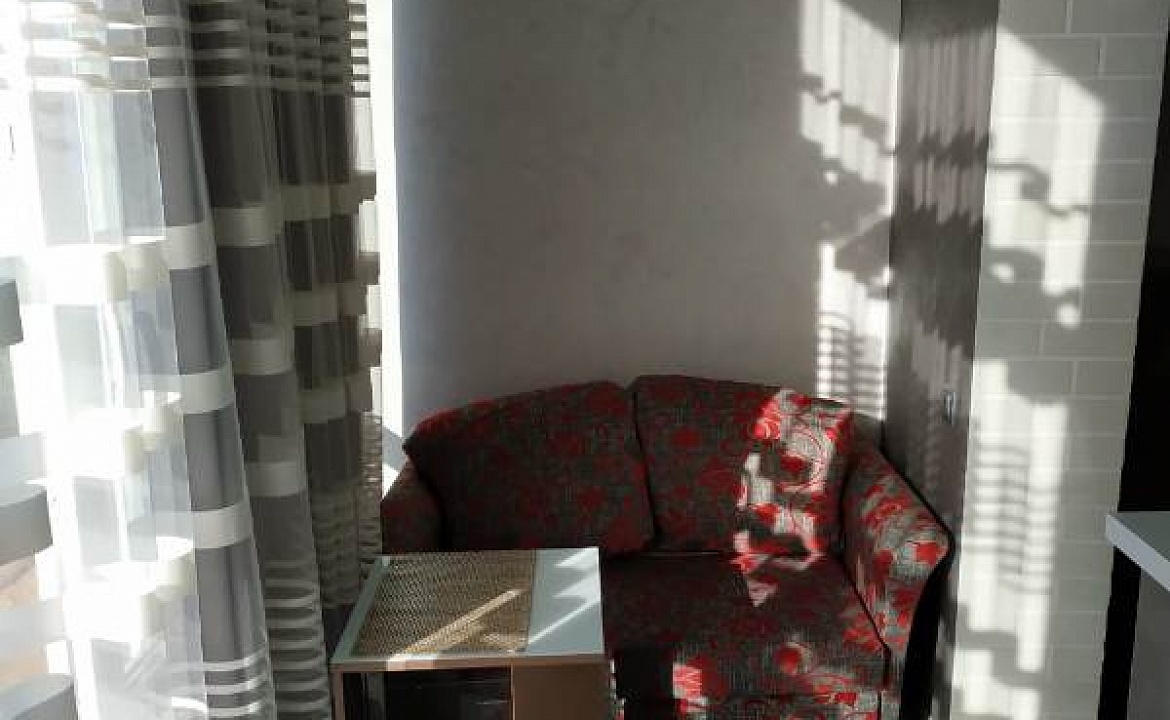 Апартаменты (1-комнатная квартира - студия). Квартира в многоквартирном доме "Апартаменты у моря". Севастополь