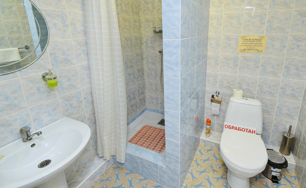 Делюкс. Гостевой дом "Александровский". Темрюк