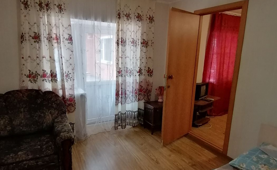 две комнаты. Гостевой дом "У Светланы". Ейск