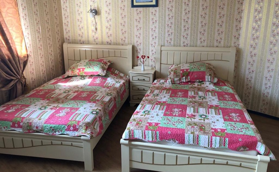 Апартаменты. Отель «Гавань». Ейск