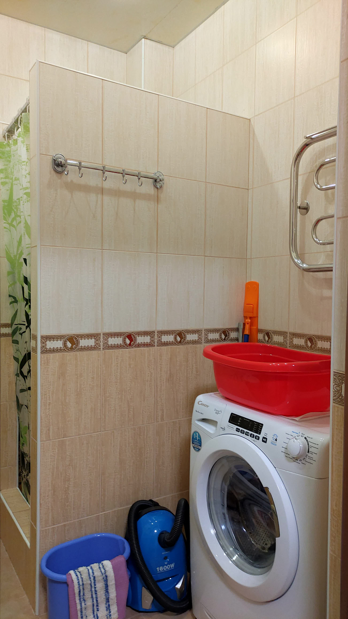 . "Квартира-студия с отдельной спальней". Хоста