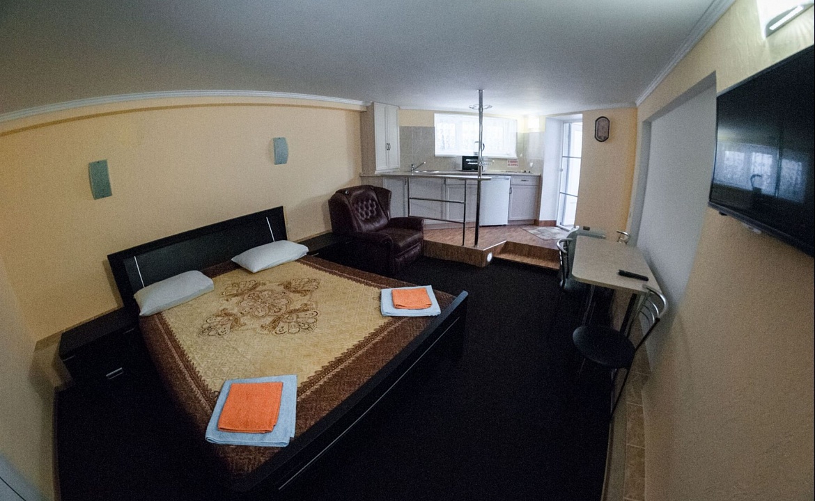 Апартаменты стандарт. Апартаменты на Черноморской набережной. Феодосия