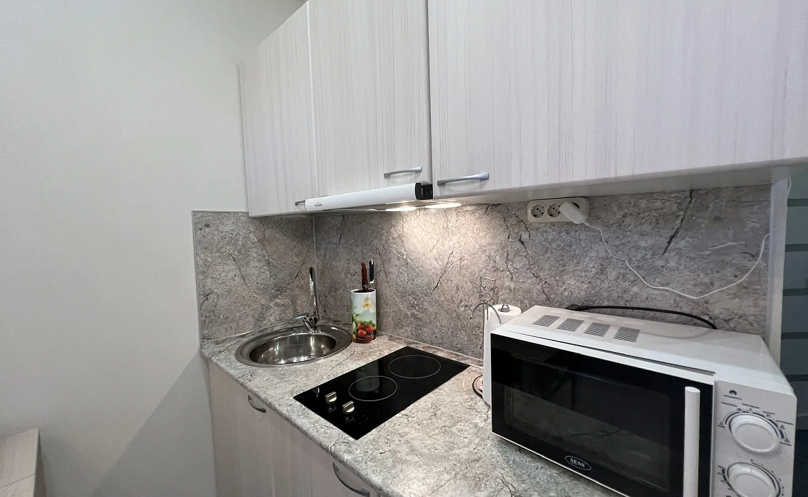 Просторный апартамент с террасой и ванной 1к2. Светлая квартира с террасой и морем. Дагомыс