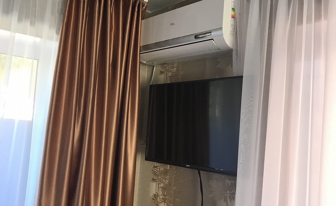 Дом до 4 человек . Дом на Таманской. Ейск