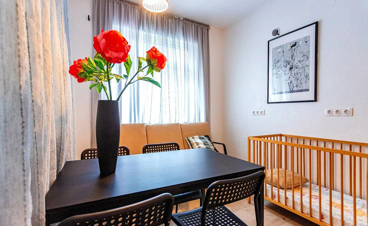 Половина дома (трехкомнатный люкс). Половина дома (трехкомнатный люкс) "У Жоровны". Геленджик Половина дома (трехкомнатный люкс). Половина дома (трехкомнатный люкс) "У Жоровны". Геленджик