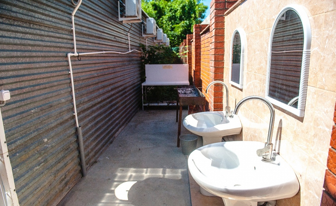 Кухня-общая, летяя. Гостевой дом «Каравелла». Лермонтово