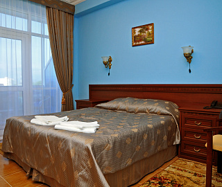 Люкс. Отель "Атлант-Люкс". 