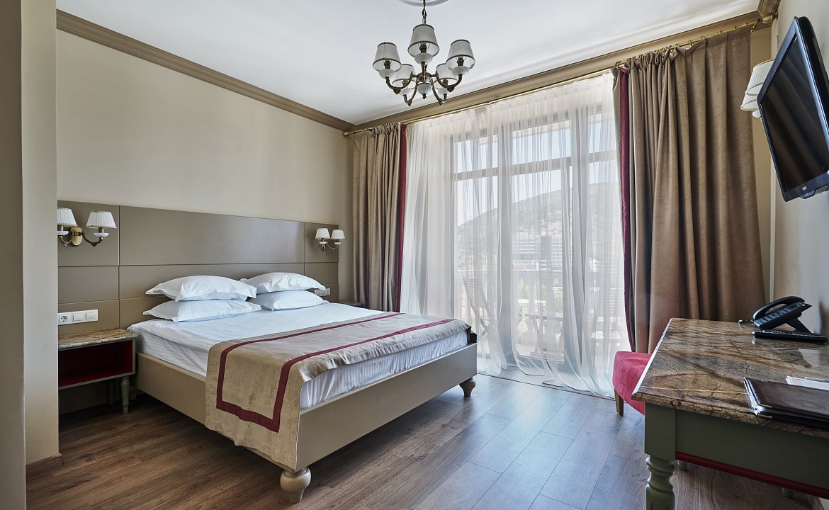 Улучшенный стандарт 102. Гостевой дом "KuprInn". Балаклава