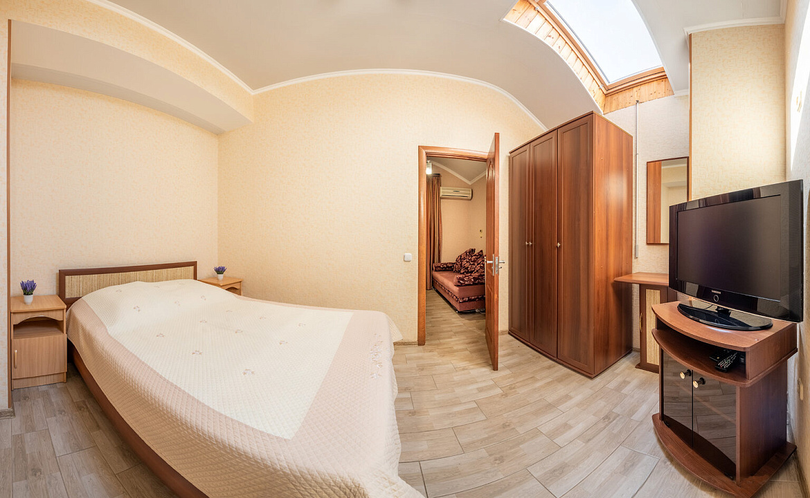 Четырехместные двухкомнатные номера 