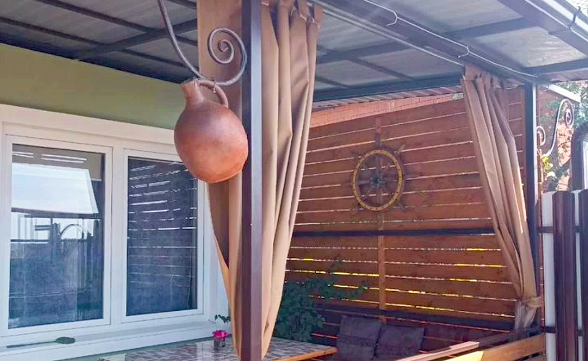 Морской. Частный сектор У тети Аси. За Родину