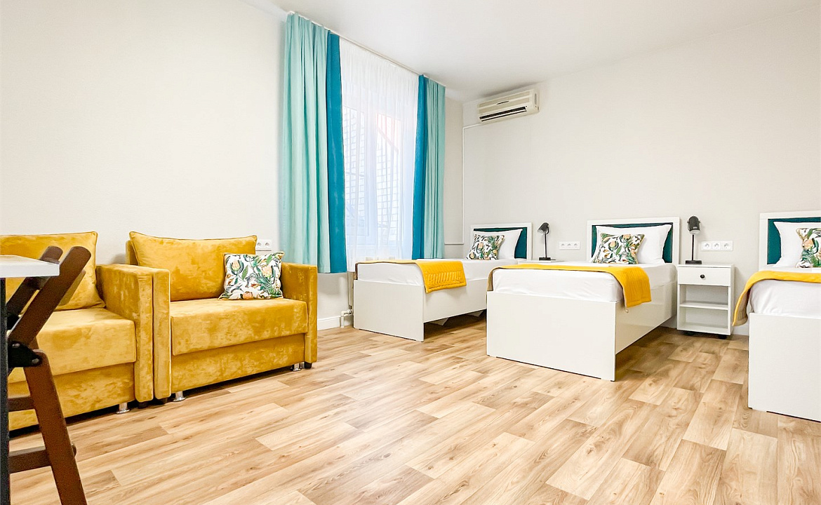 Стандарт 3-хместный с дополнительным местом. Отель Автор. Анапа