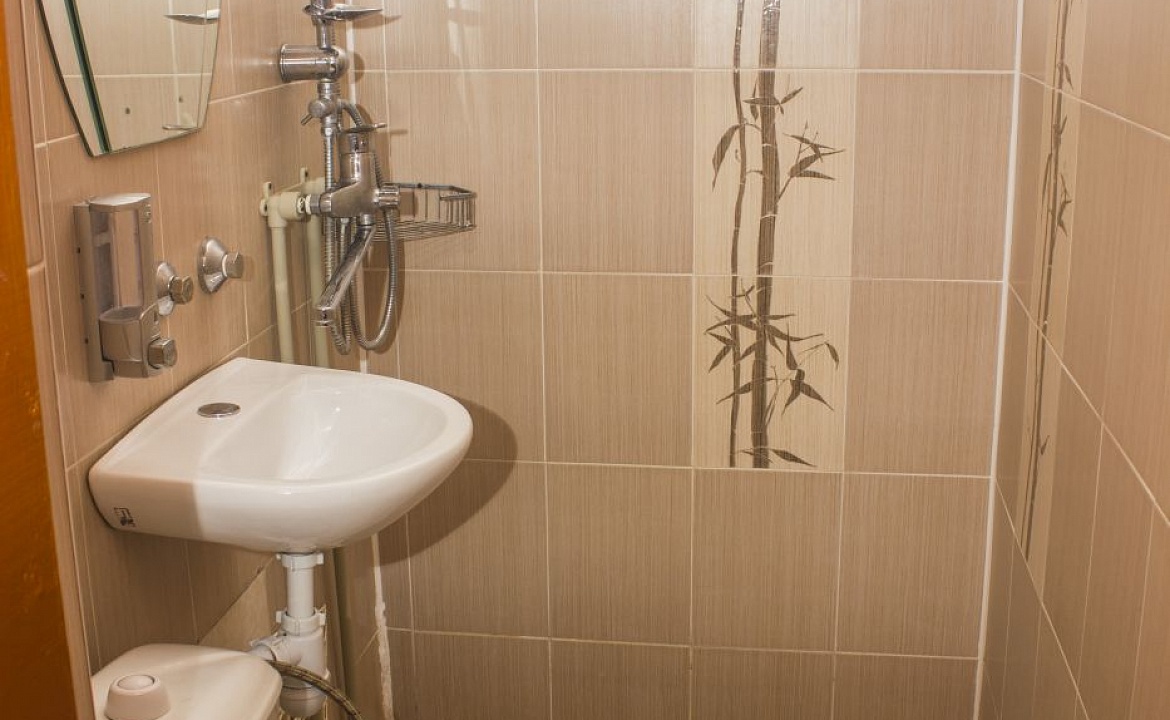 Семейный. Гостевой дом Жанетт". Адлер