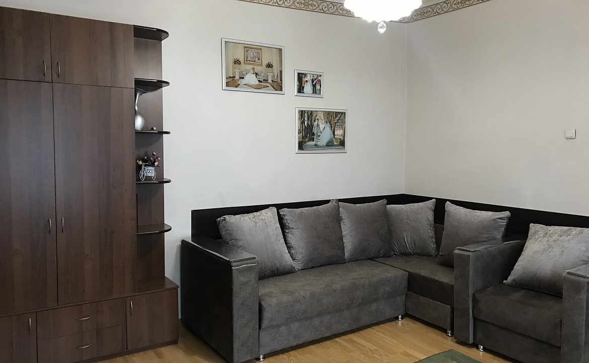 Апартаменты . Гостевой дом Алмаз . Ейск