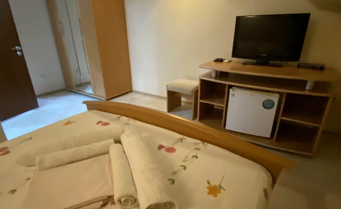 Стандартный двухместный номер. Отель Пионер. Лоо