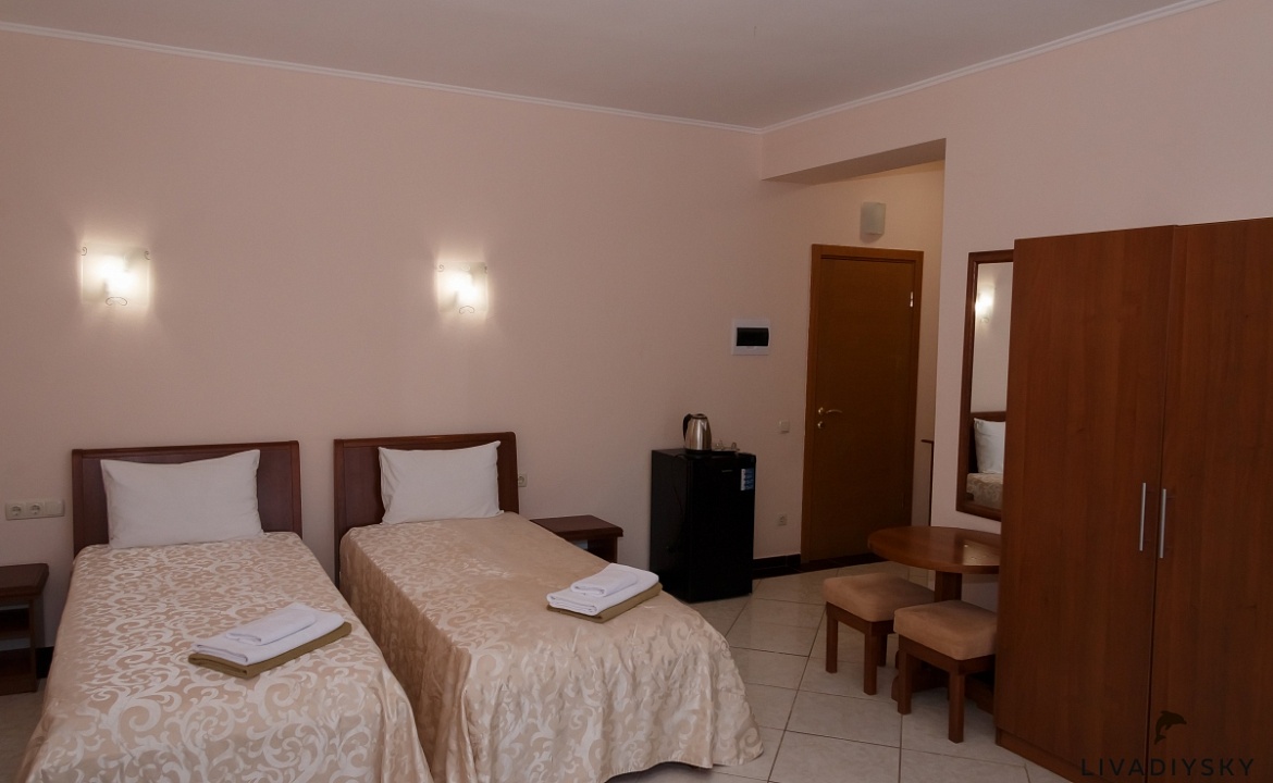 Комфорт «Гринцовский». Пансионат «Гринцовский». Ливадия