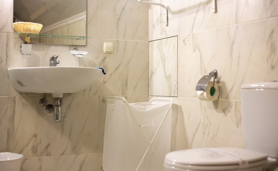 Мансарда двухкомнатный без балкона. Пансионат «Гринцовский». Ливадия