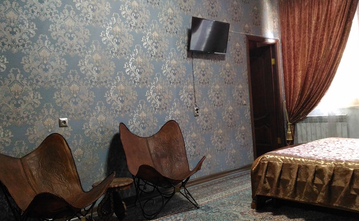 Люкс двухкомнатный. Гостевой дом На Пролетарской. Евпатория