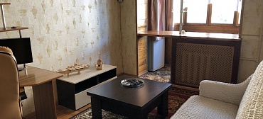 Квартира в многоквартирном доме Двухкомнатная квартира у моря