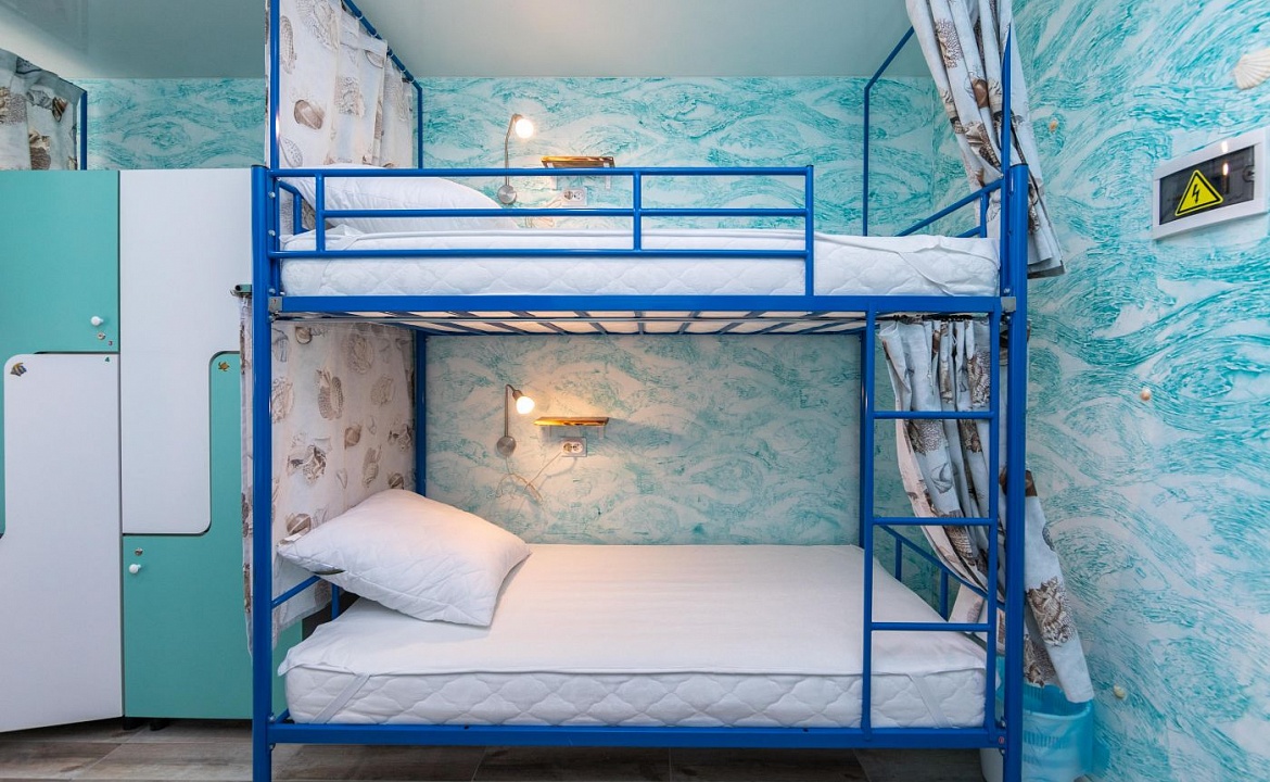Кровать в общем 6-местном номере для женщин. Хостел Bamboo Hotel. Адлер