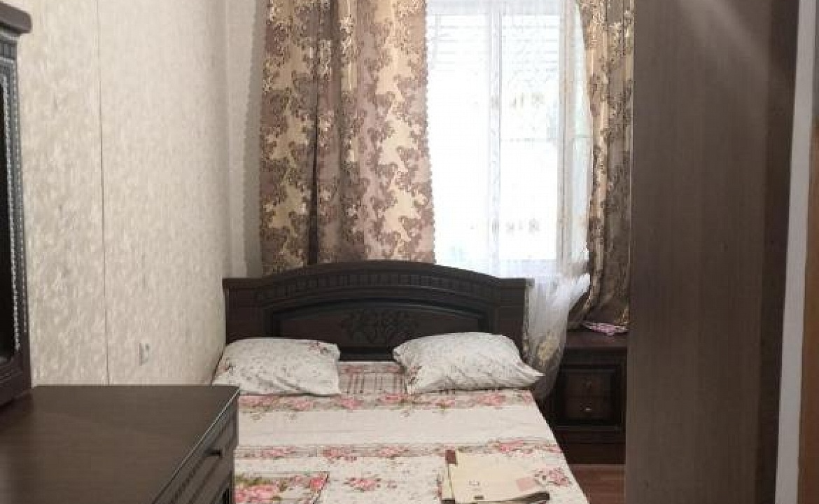 Четырехместный с санузлом. Частный сектор "У Або" . Гагра