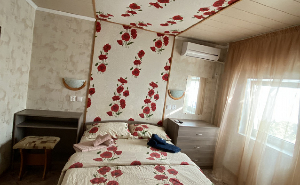 Семейный. Гостевой дом "Инжир". Новомихайловский