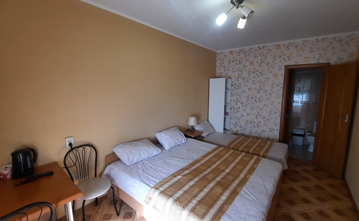 3-х мест. номер вентилятором. Гостевой дом "Лавандина". Севастополь