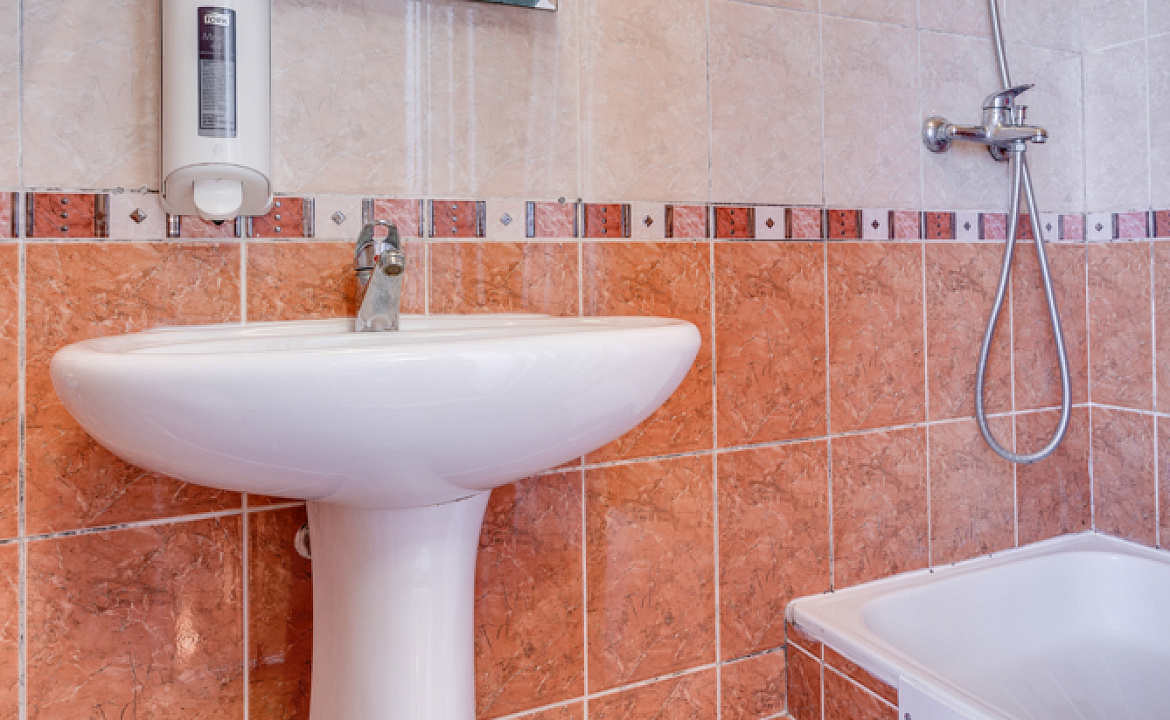 Стандарт одноместный Корпус 1. Гостевой дом "Олива". Анапа