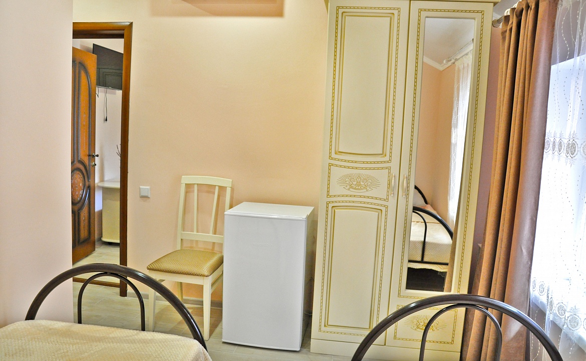 2х комнатный 5-ти местный стандартный номер. Гостевой дом Надежда - Витязево. Витязево 2х комнатный 5-ти местный стандартный номер. Гостевой дом Надежда - Витязево. Витязево