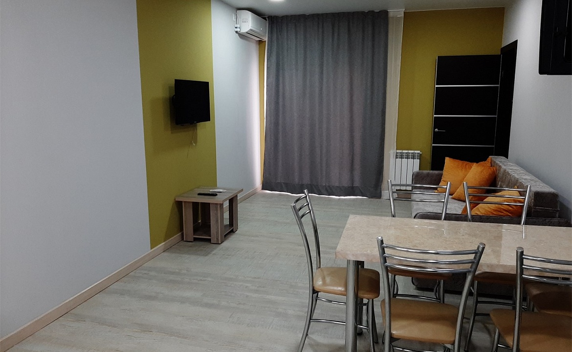 Двухкомнатные Апартаменты (большая семья). АПАРТ-ОТЕЛЬ «ЛЕРО». Керчь