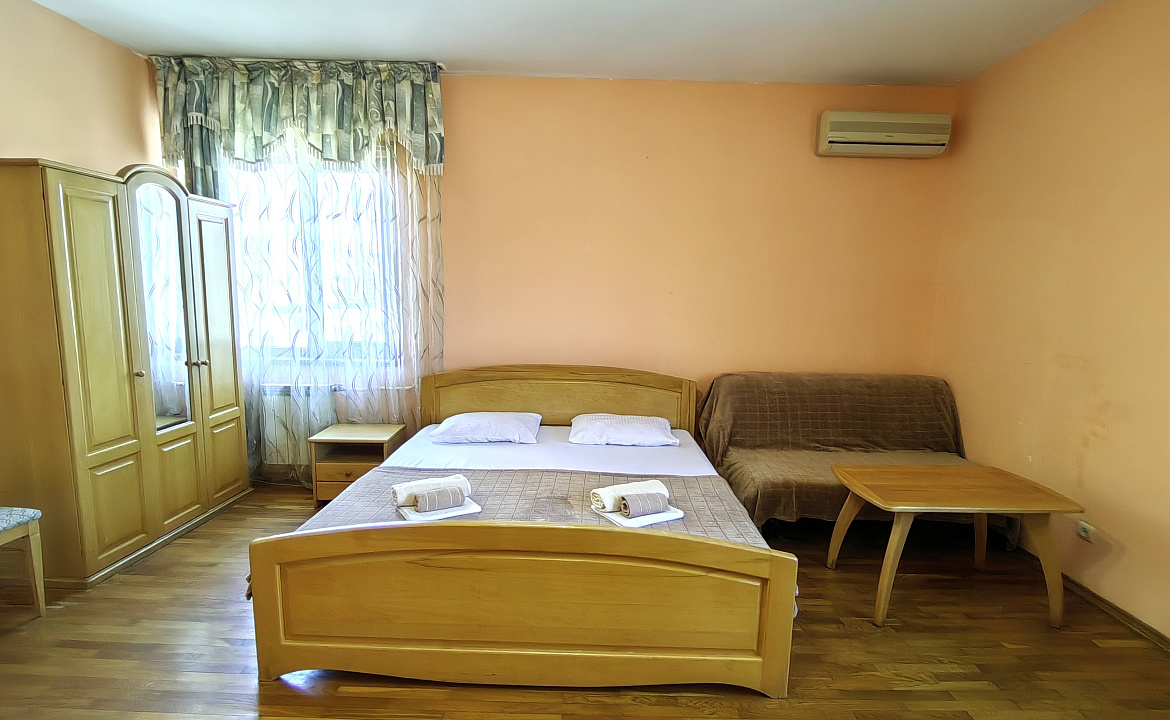 Пятиместный номер «Комфорт». Гостевой дом "Цитрус". Лазаревское