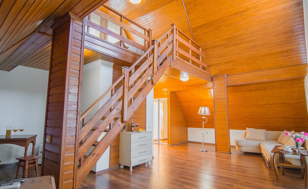 ЛЮКС. Отель Семейный эко- отель «Альпийская Долина». Малореченское