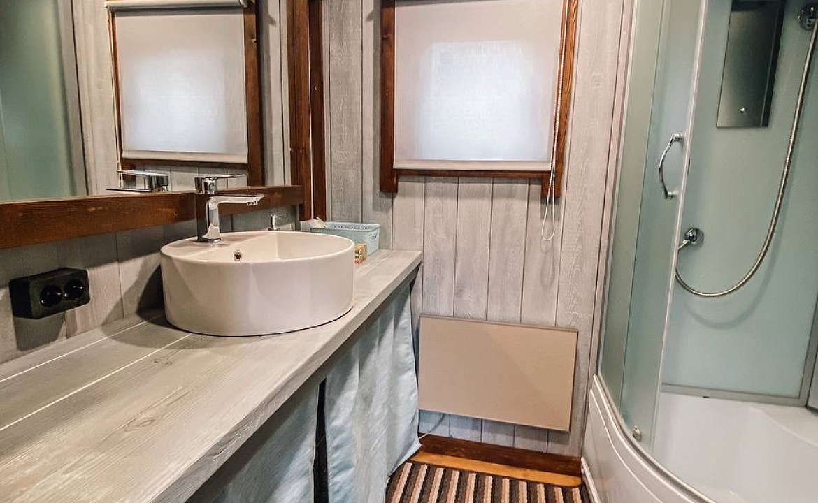 ЭКОДОМ 25 М. Жилье посуточно "СЧАСТЬЕ В ГОРАХ". Красная Поляна