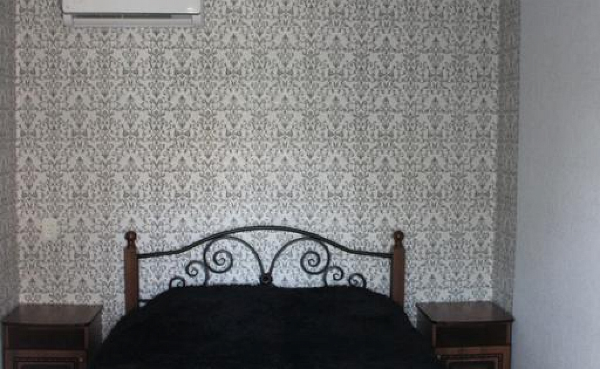 Номер с террасой . Гостевой дом У Наталии . Джубга