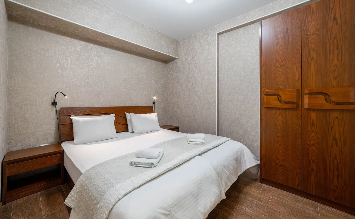 Deluxe Apartment ЖК Санни Хилл с собственным двориком. Апартаменты Deluxe ЖК Санни Хилл. Адлер