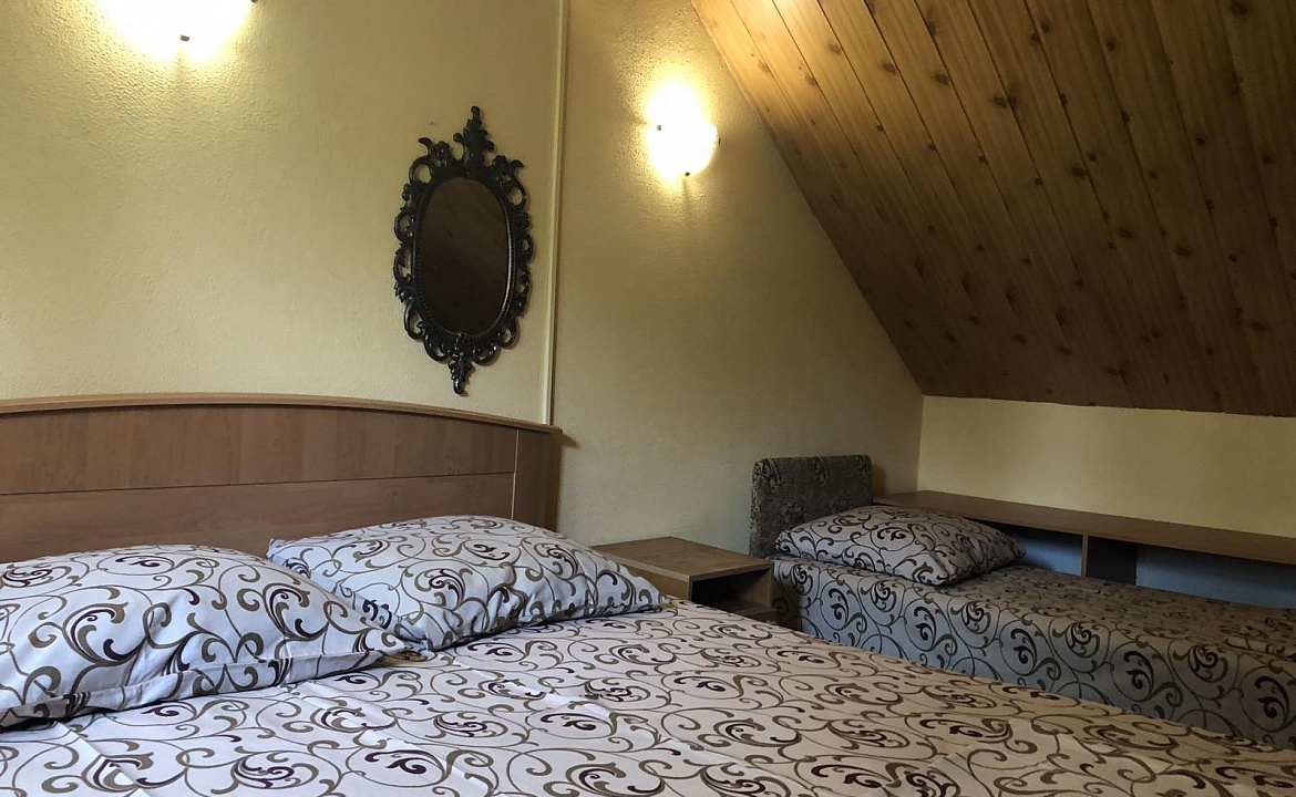 Двухэтажные апартаменты. Гостевой дом АнНи. Гаспра