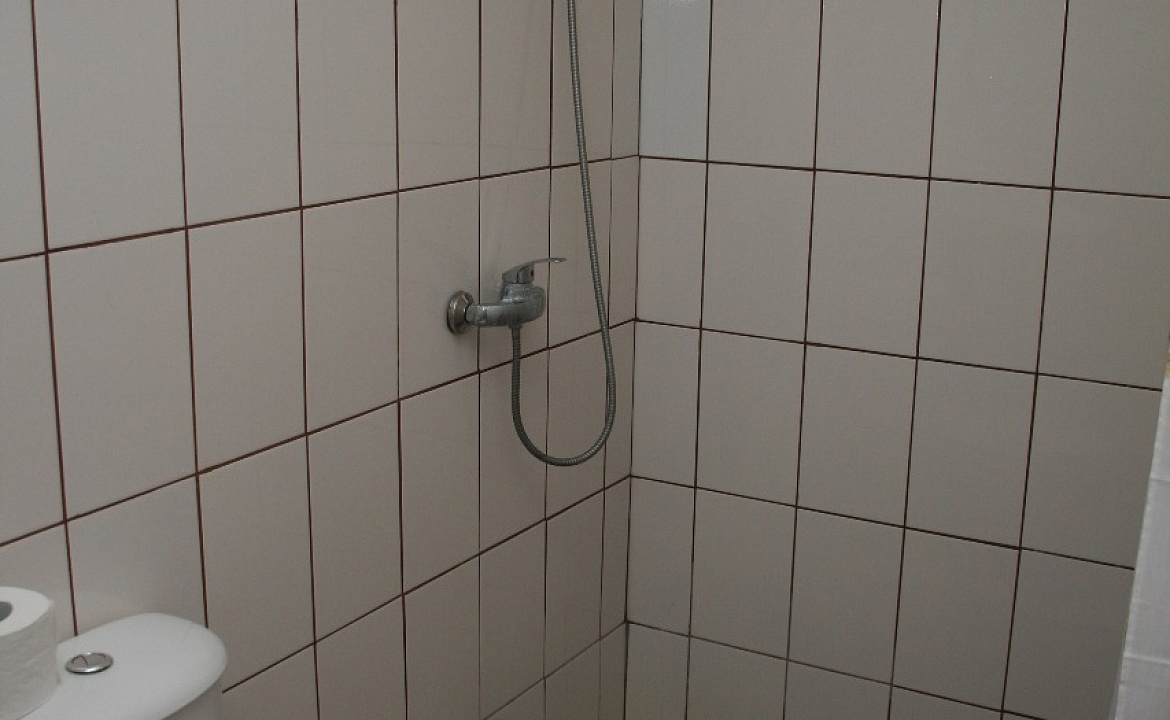 Двухкомнатный номер со своей кухней. Гостевой дом 7Я. Голубицкая