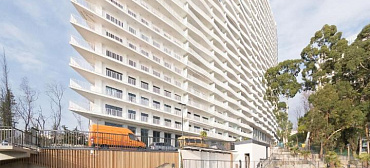 premium Apartments actor Galaxy