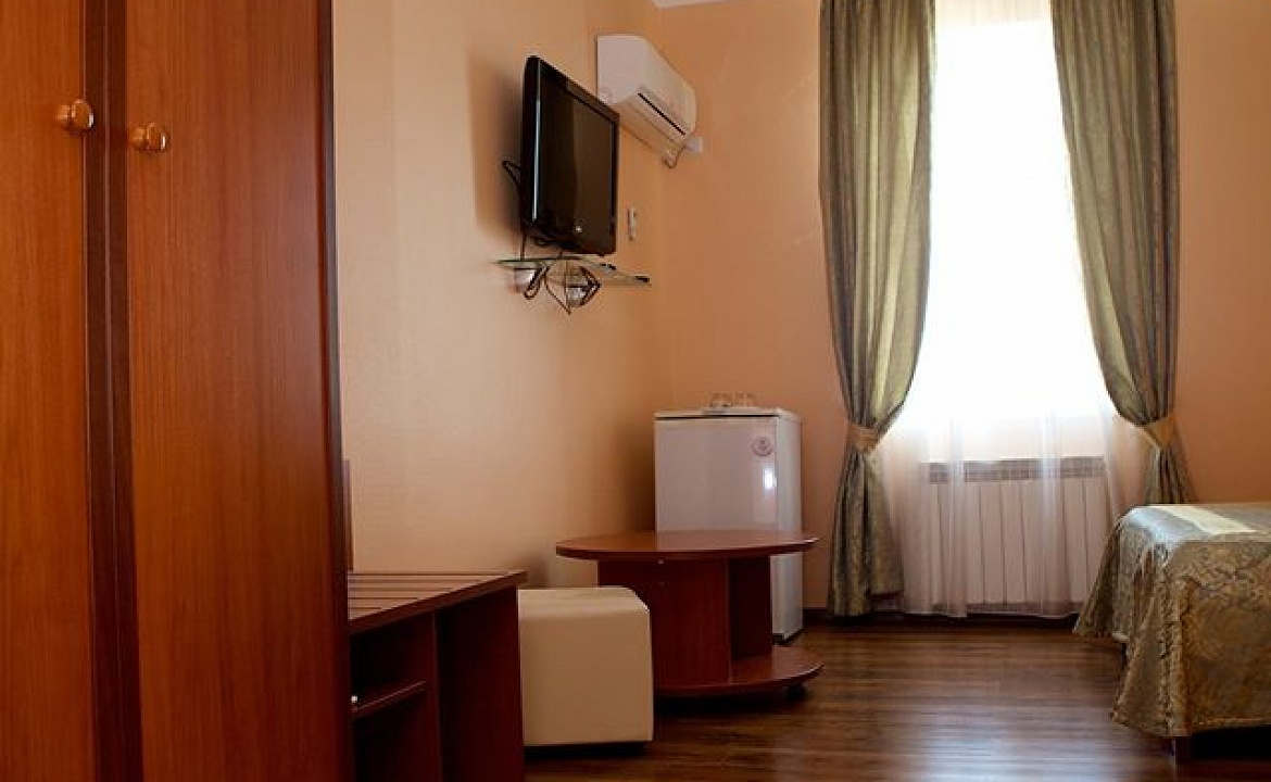 Двухместный номер с 1 кроватью. Мини-отель "Бриг". Темрюк Двухместный номер с 1 кроватью. Мини-отель "Бриг". Темрюк