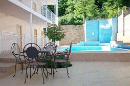 Гостевой дом "Три сестры" в Небуге Гостевой дом "Три сестры" в Небуге