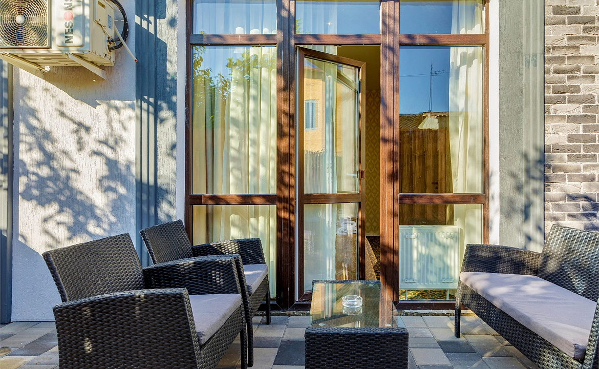 Стандарт 4х-местный с террасой. Отель Премьер. Геленджик