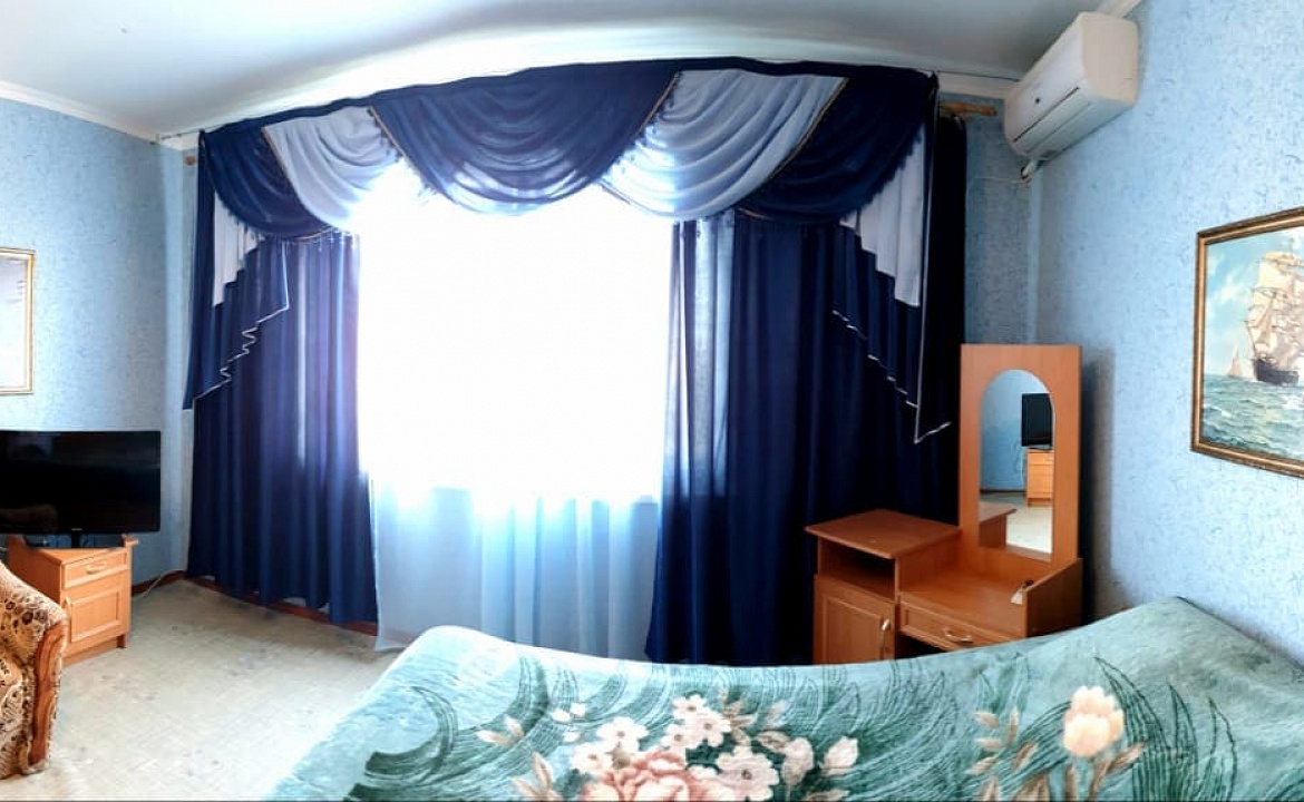 3-МЕСТНЫЙ ЛЮКС №1. Гостевой дом "МоревдоМ". Коктебель